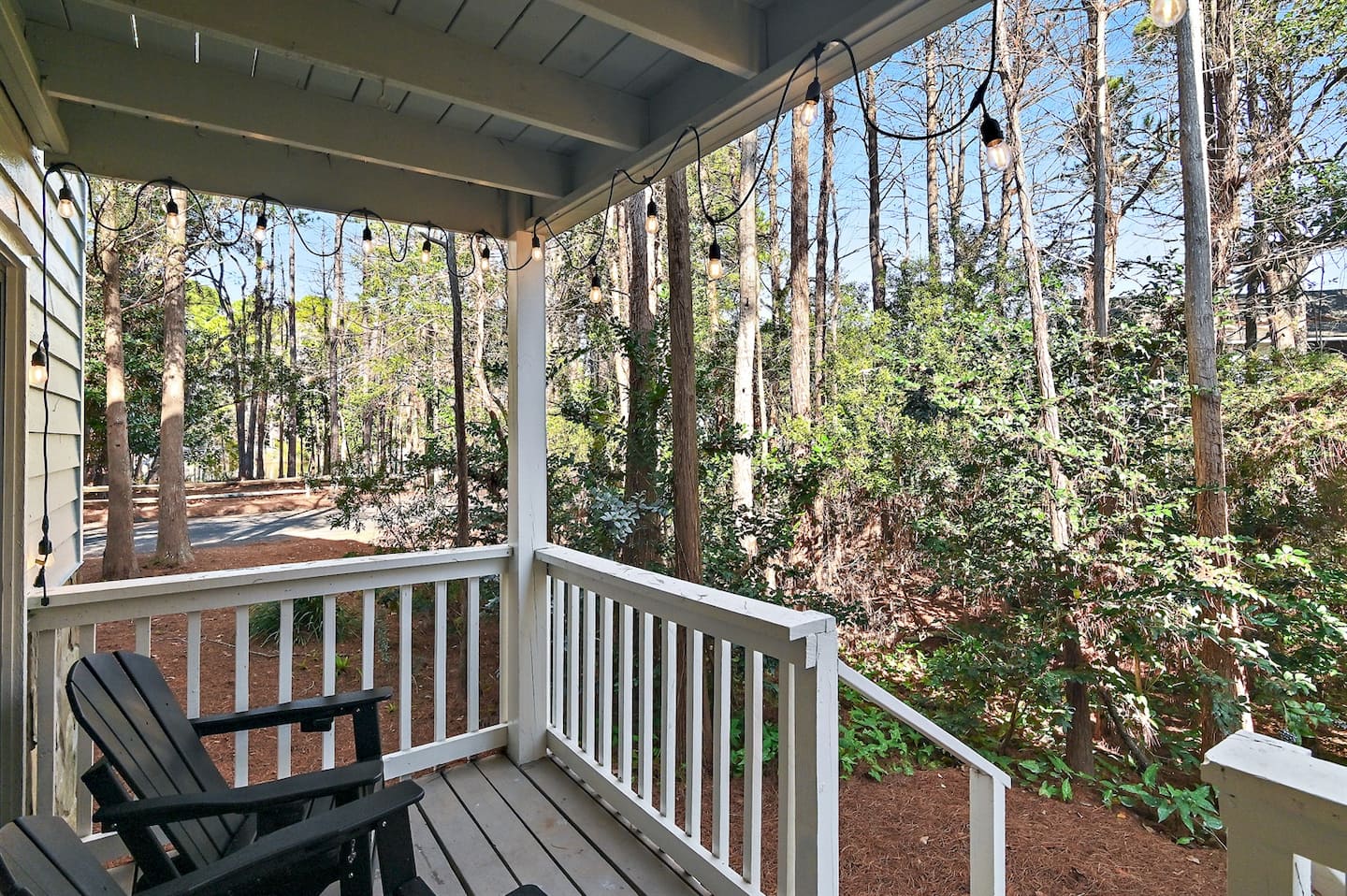 Deck & Outdoor Space