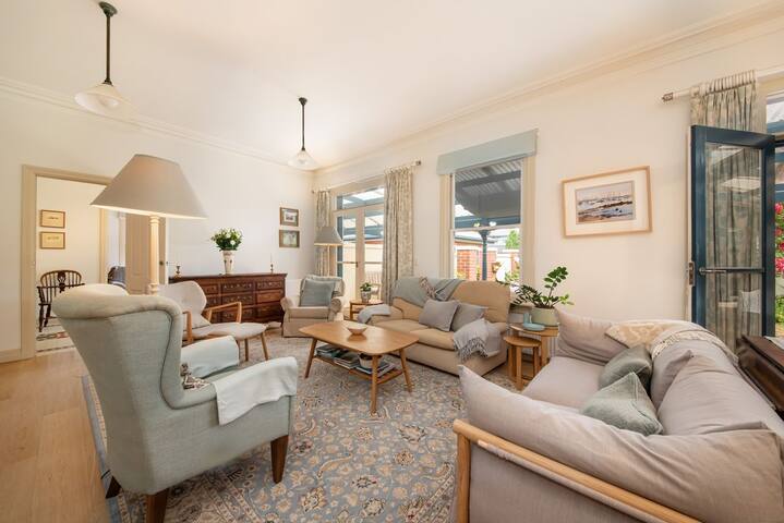 Sandringham Royale gallery image 2