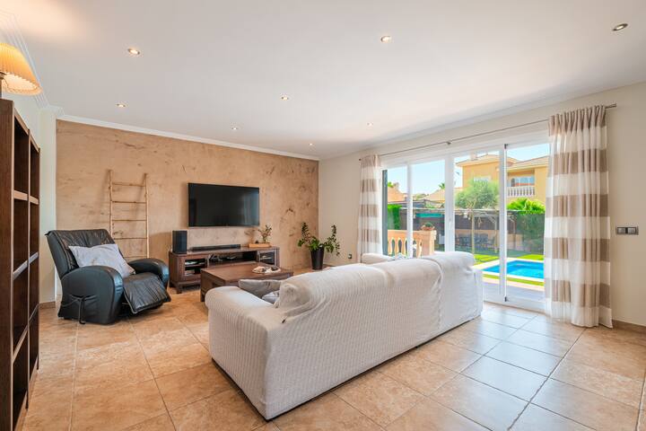 Villa Joan Deia Escultor gallery image 4