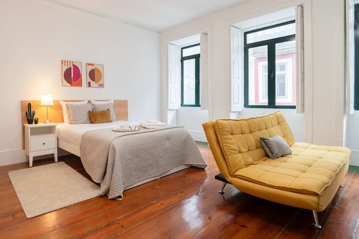 Lovely Rustic Studio | City Center By Hostwise - Oporto