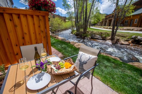 Top Airbnb: Riverpointe Vacation Condo 6 in Estes Park