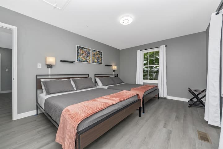 Chumba cha 3 cha kulala chenye vyumba viwili vya kifalme