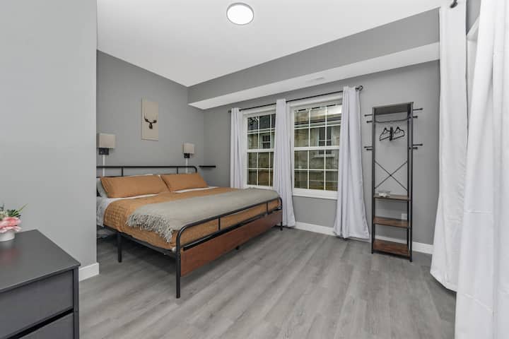 Chumba cha kulala 5 na kitanda aina ya king