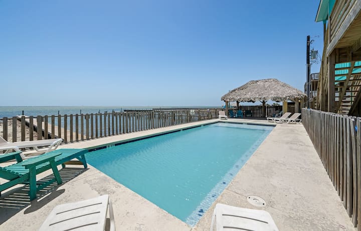 2 Bayfront Homes, Pool+dock | Laguna Village Oasis - Corpus Christi, TX
