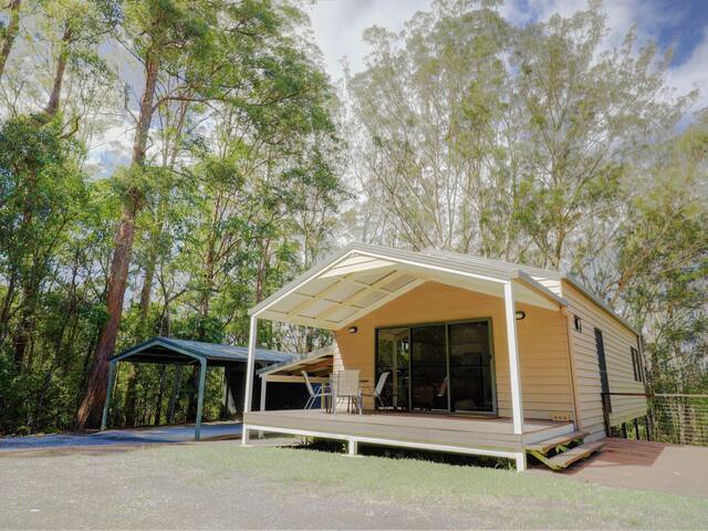 Cockatoo Hideaway – Log House & Cabin gallery image 2