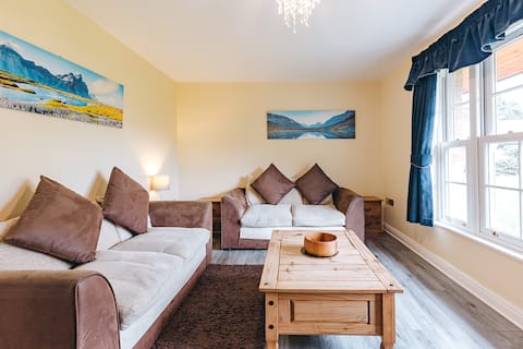 Finest Retreats | Netley Hall - Thyme