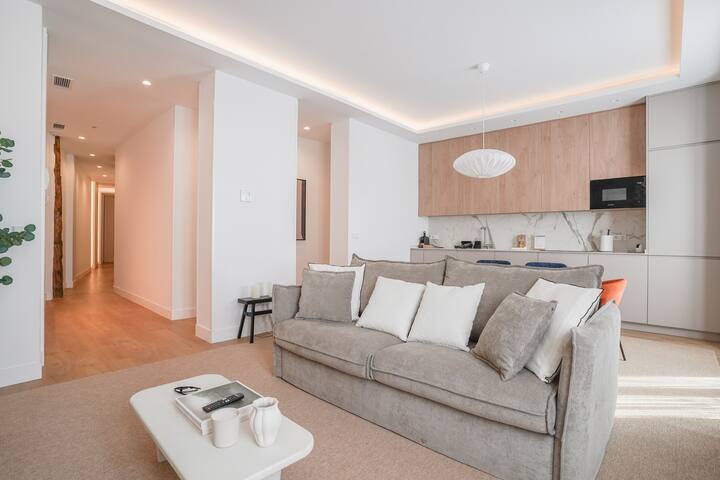 Spacious apartment-3Bedrooms 3Baths-Palacio gallery image 2