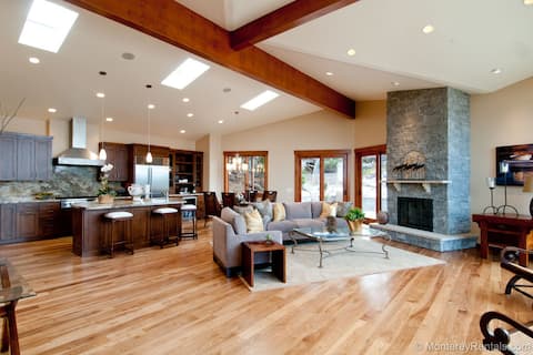 Top Airbnb: Beachouse - Luxury at Asilomar in Salinas