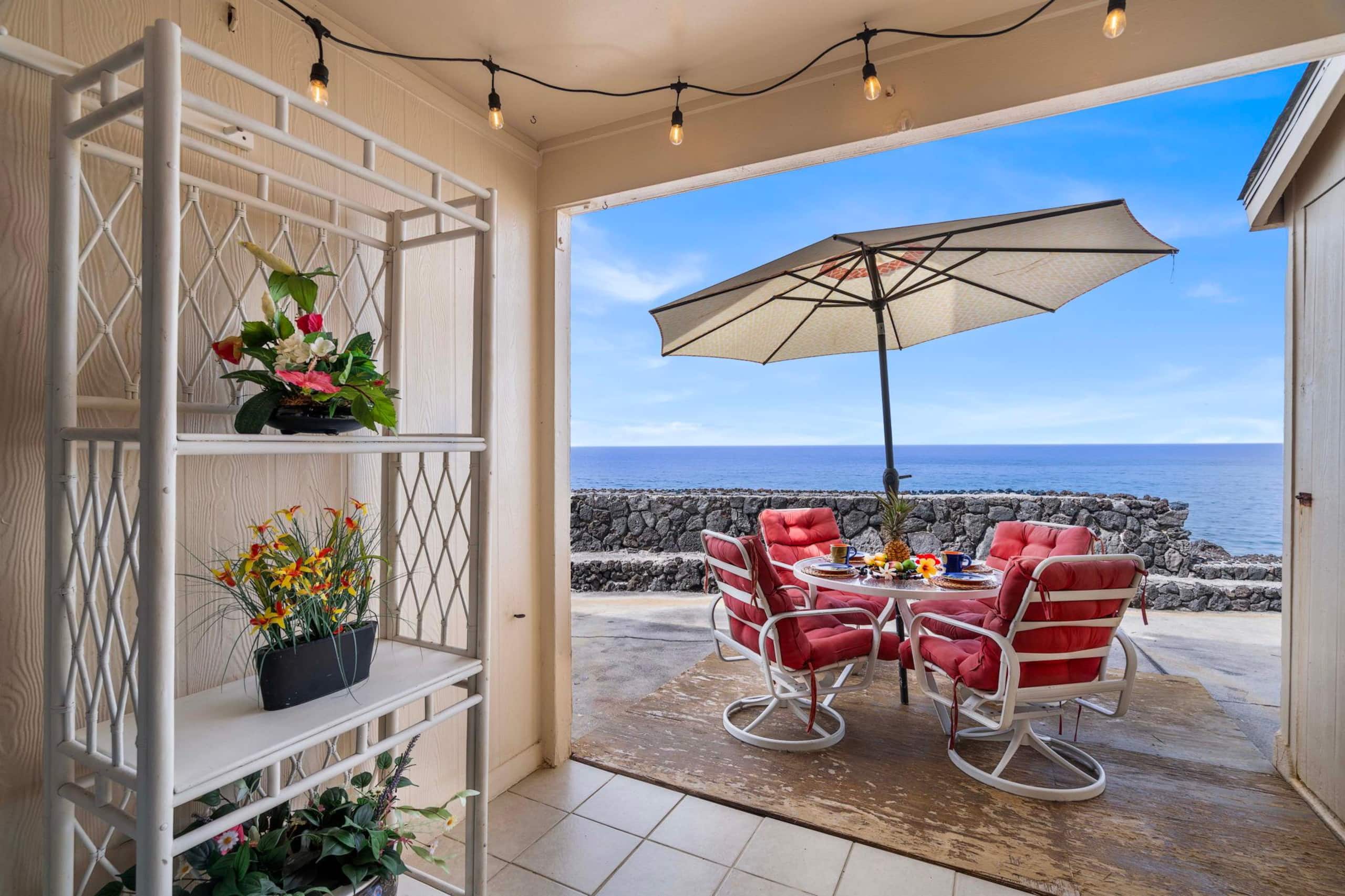 Condo in Kailua-Kona · ★4.73 · 2 bedrooms · 3 beds · 2 private baths - Image 21