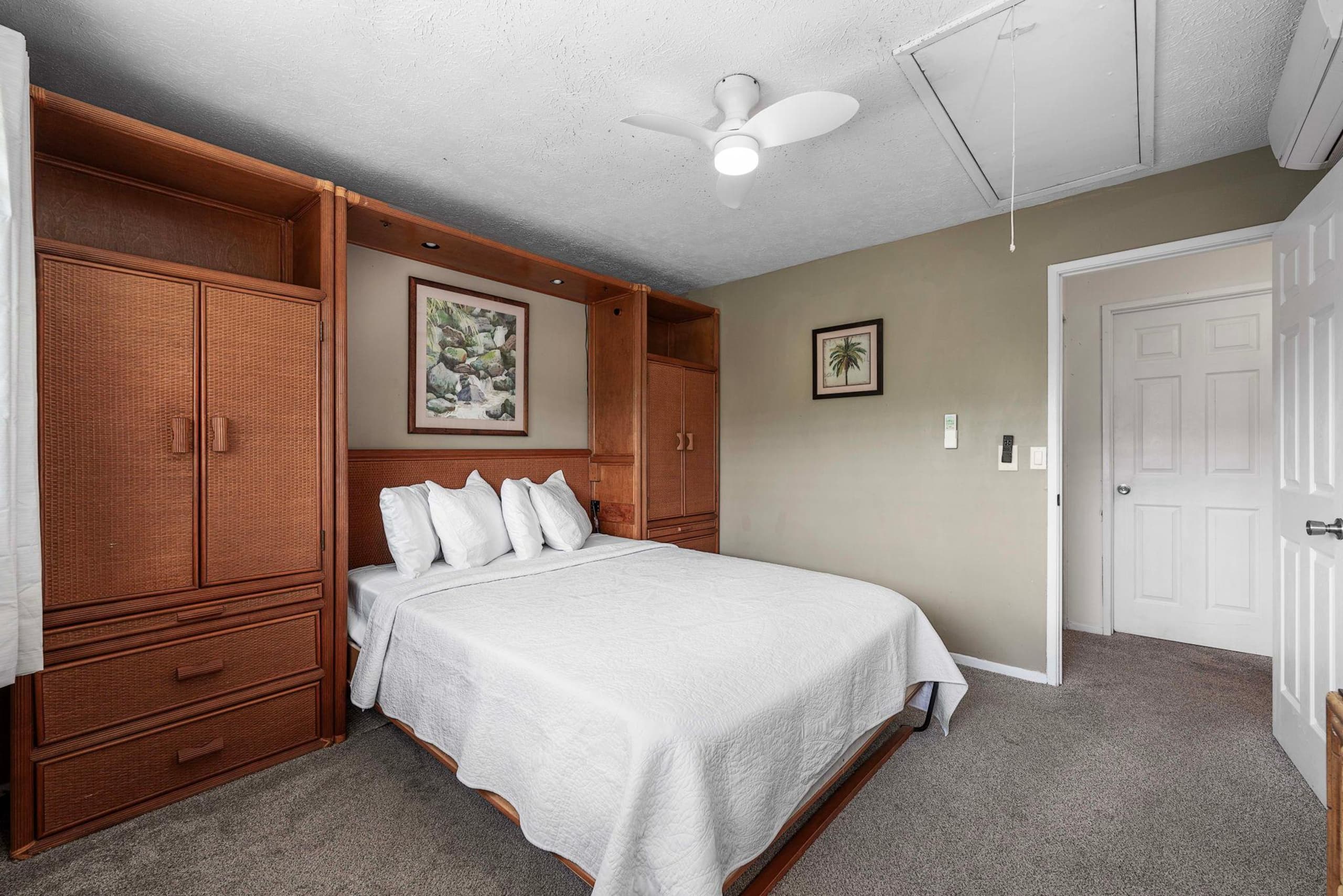 Condo in Kailua-Kona · ★4.73 · 2 bedrooms · 3 beds · 2 private baths - Image 19