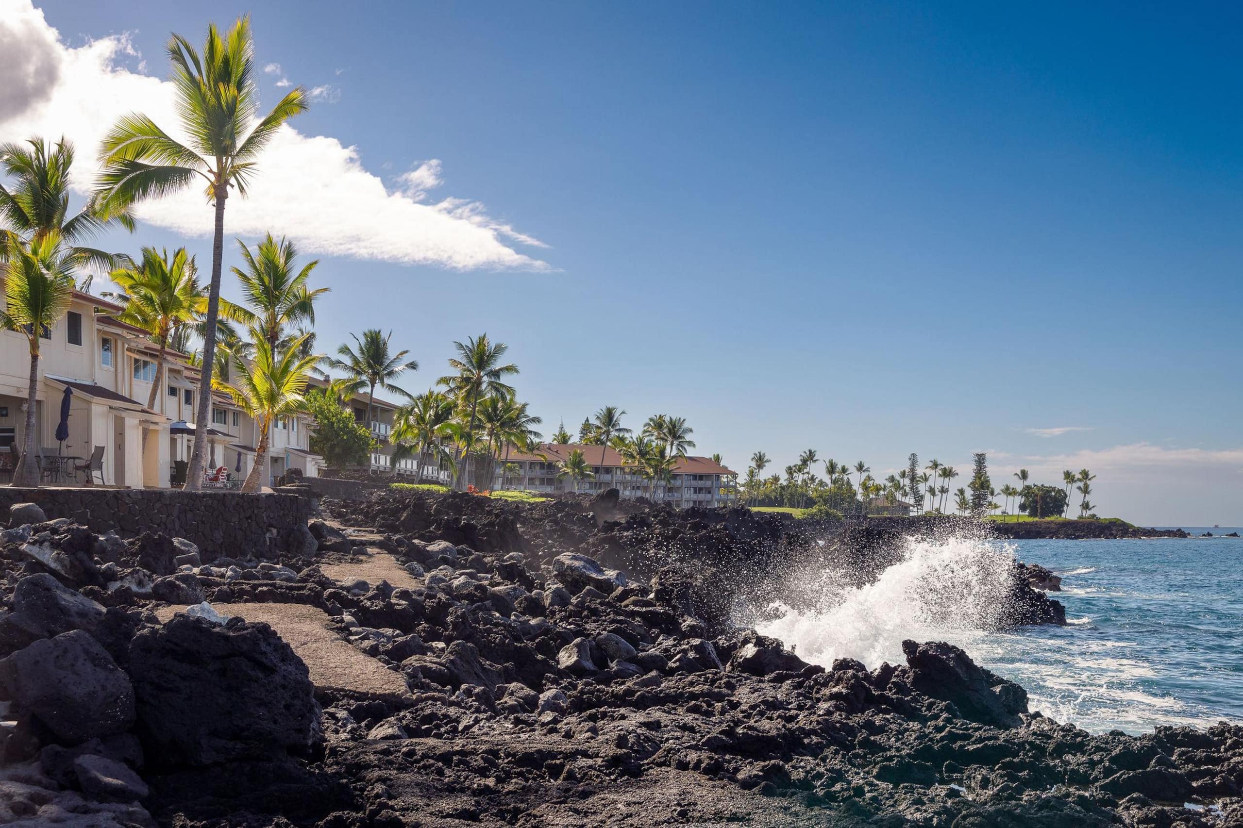 Condo in Kailua-Kona · ★4.73 · 2 bedrooms · 3 beds · 2 private baths - Image 28