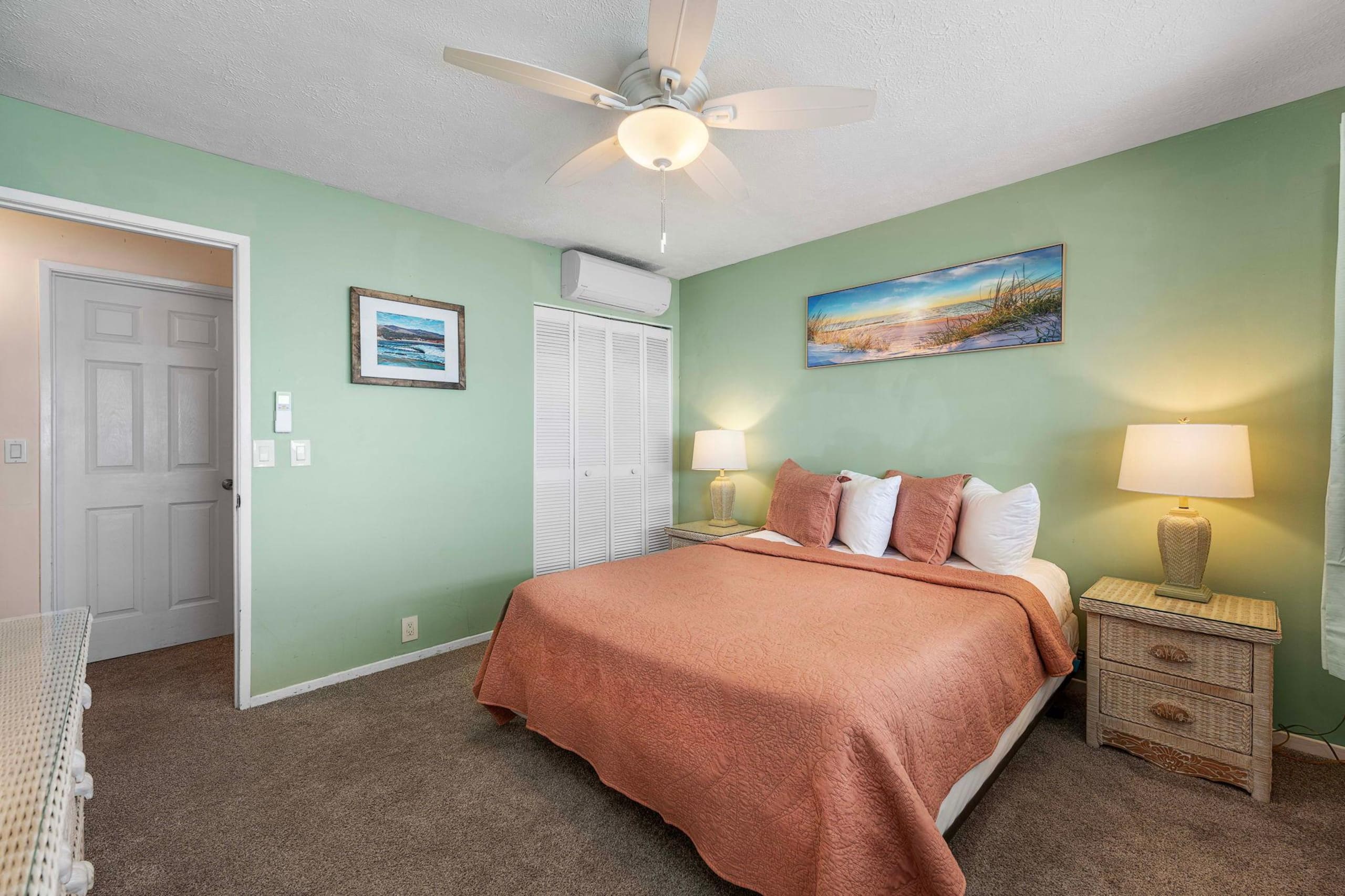Condo in Kailua-Kona · ★4.73 · 2 bedrooms · 3 beds · 2 private baths - Image 14