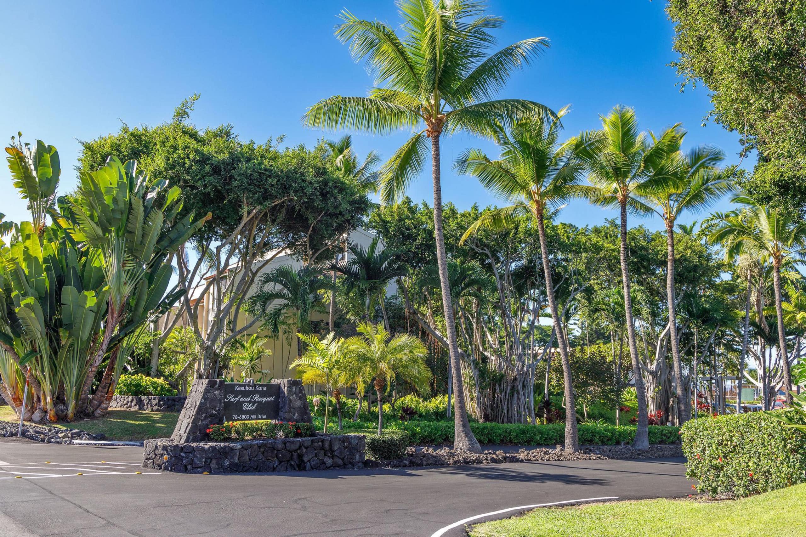 Condo in Kailua-Kona · ★4.73 · 2 bedrooms · 3 beds · 2 private baths - Image 31