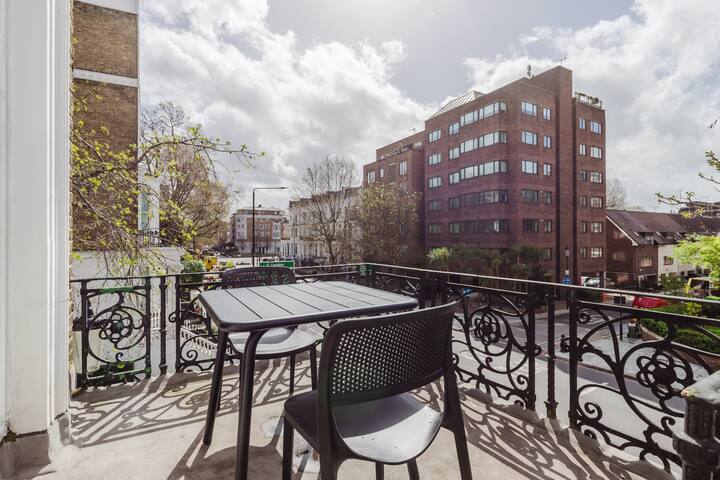 Blueground | Earls Court, nr shops, dining & tube gallery image 5