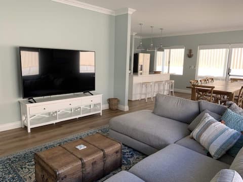 Just Beachy by Swan BnB Management