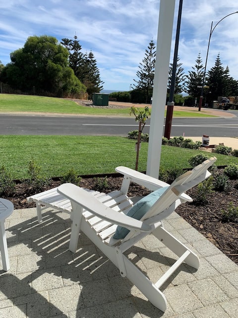 Just Beachy by Swan BnB Management