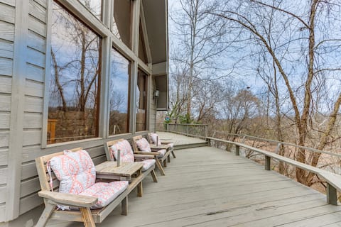 Riverfront Baxter Springs Home w/ Deck & Grill!