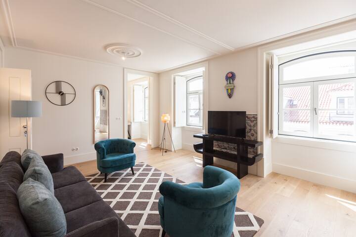 FLH Downtown Central Stylish Apartment gallery image 4