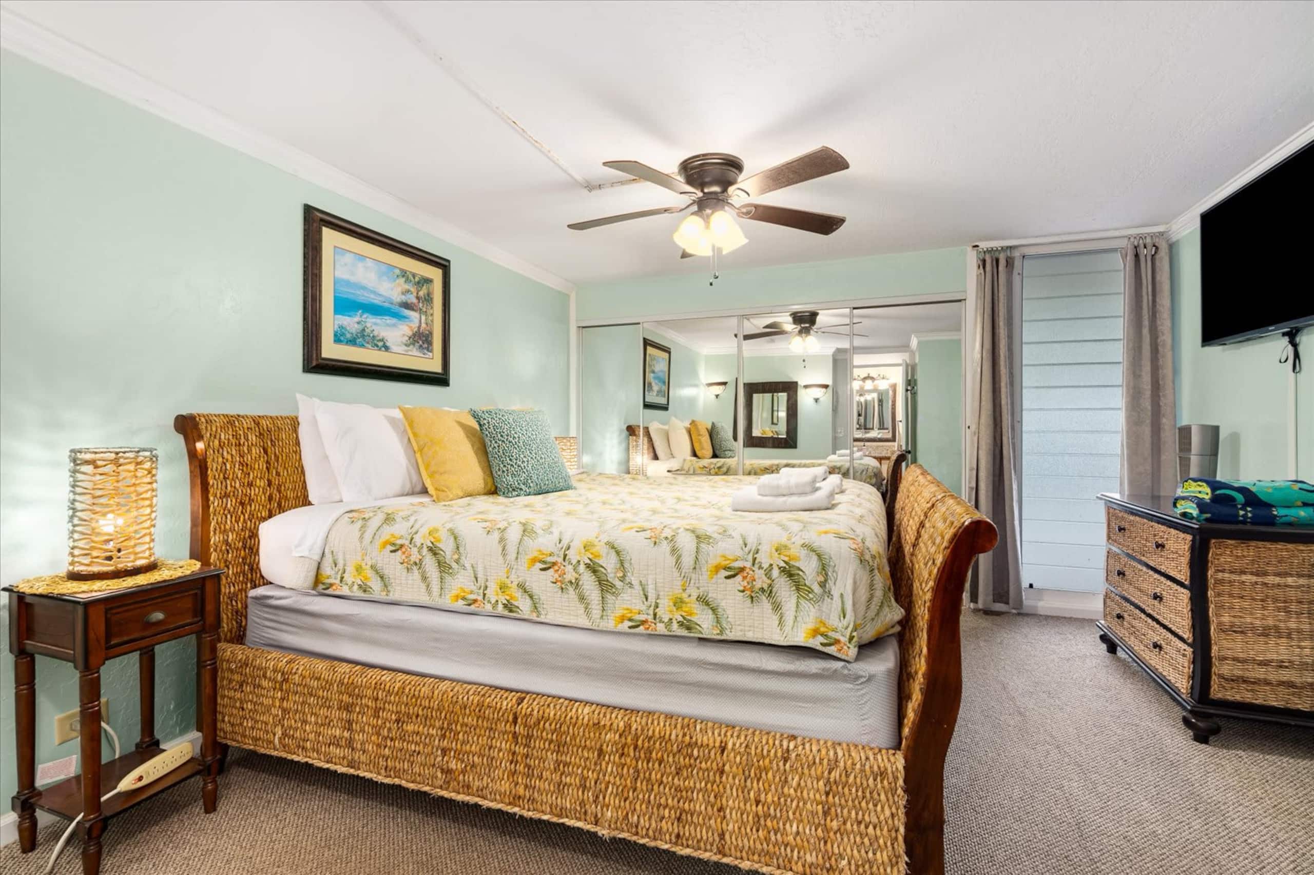 Condo in Hauula · ★4.57 · 1 bedroom · 2 beds · 1 private bath - Image 4