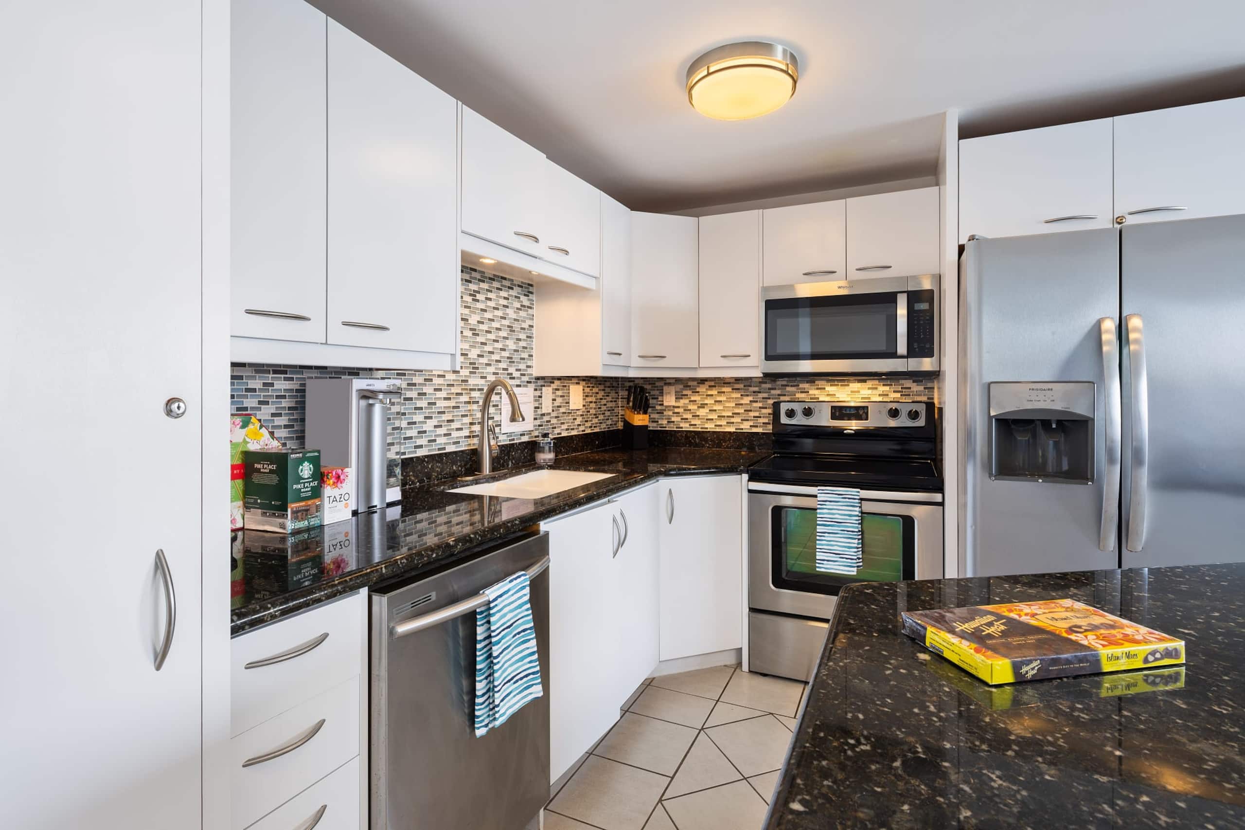 Condo in Hauula · ★4.83 · 1 bedroom · 2 beds · 1 private bath - Image 8