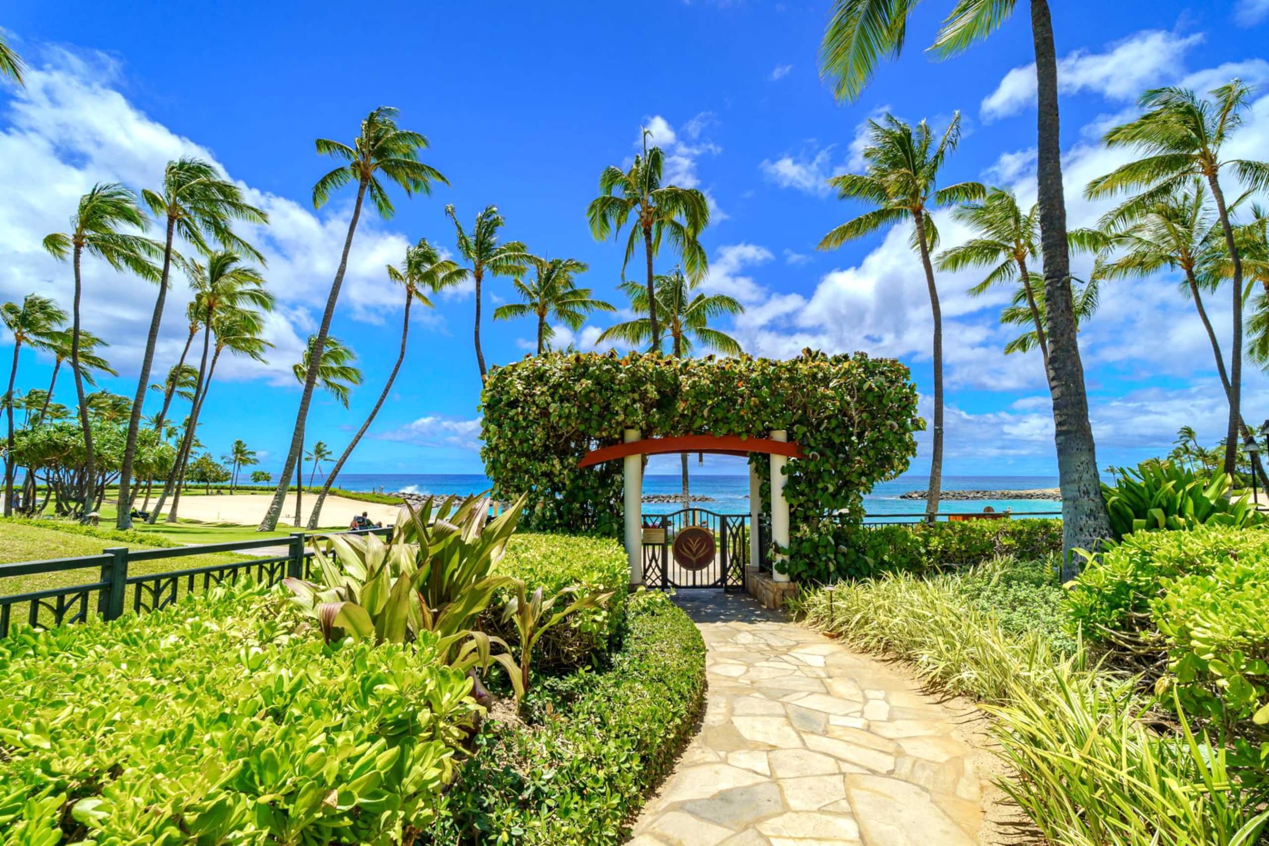 Condo in Kapolei · ★5.0 · 2 bedrooms · 3 beds · 2 private baths - Image 28