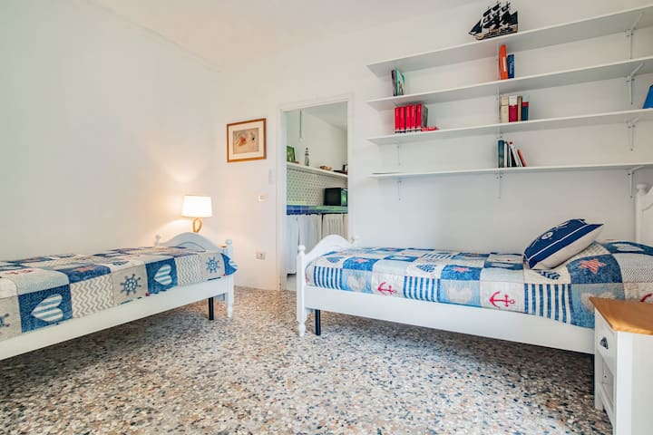 Спална соба 2