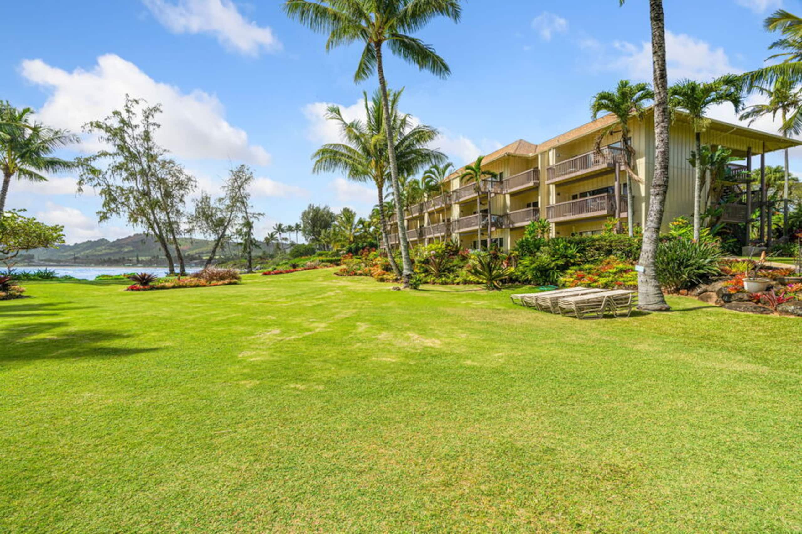 Condo in Kapaa · ★4.86 · 2 bedrooms · 2 beds · 2 baths - Image 5