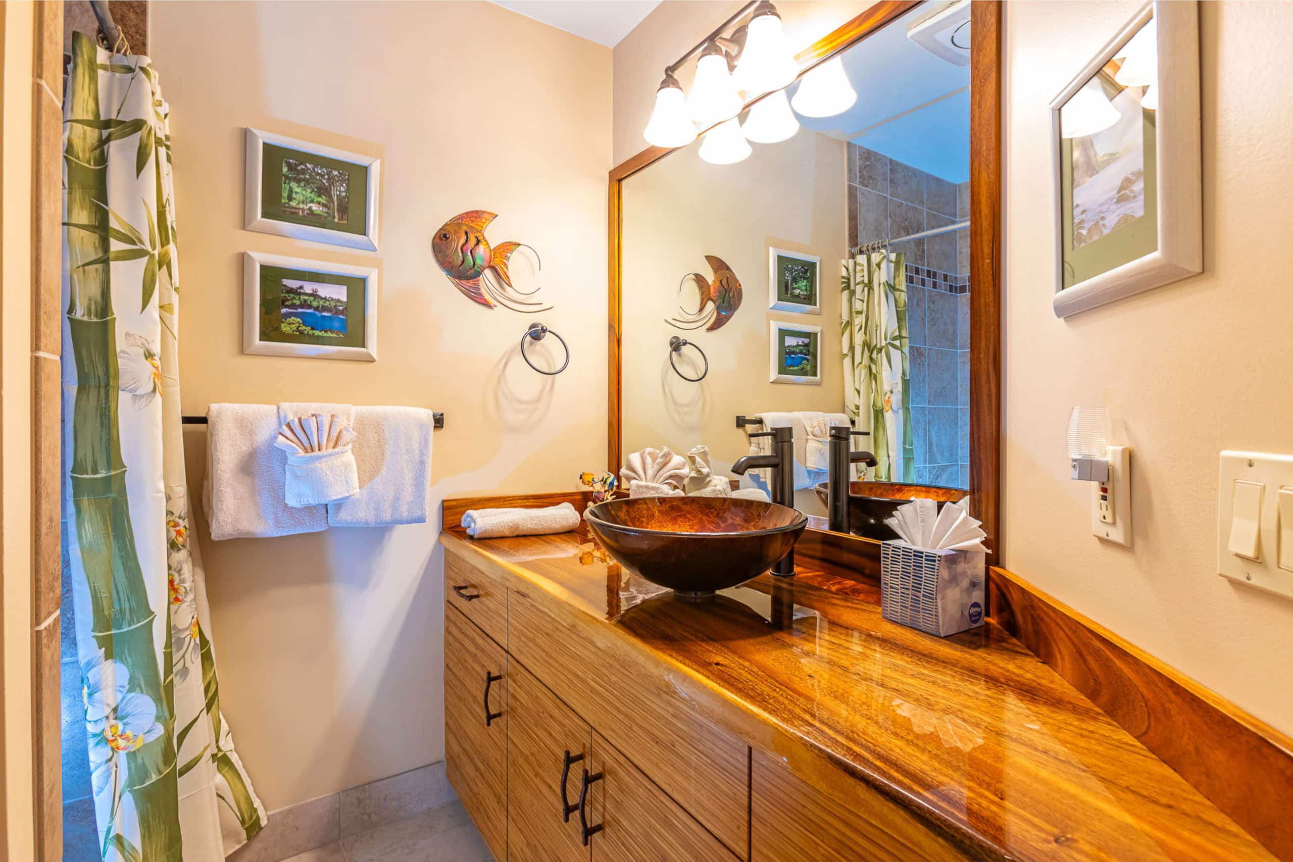 Condo in Kihei · ★5.0 · 1 bedroom · 2 beds · 2 private baths - Image 10