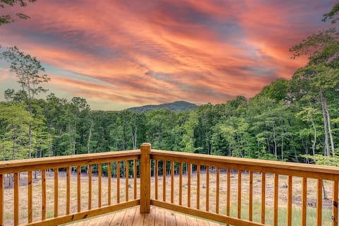 Successful Airbnb property: NEW Cabin w/ MTN View, Hot Tub & Outdoor Fireplace in Mineral Bluff