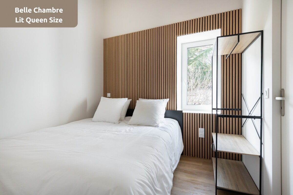 Zimmer mit Bett 160x200