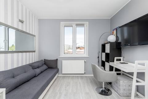 Popular Airbnb listing: Cegielniana Gray Studio in łagiewniki Borek Fałęcki