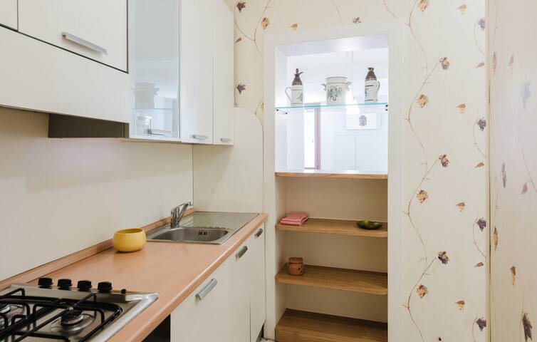 Gorgeous apartment in Venezia with WiFi gallery image 5