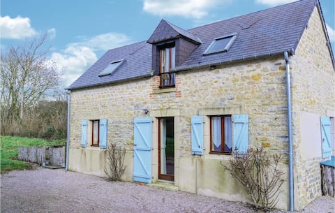 2 bedroom awesome home in Brucheville