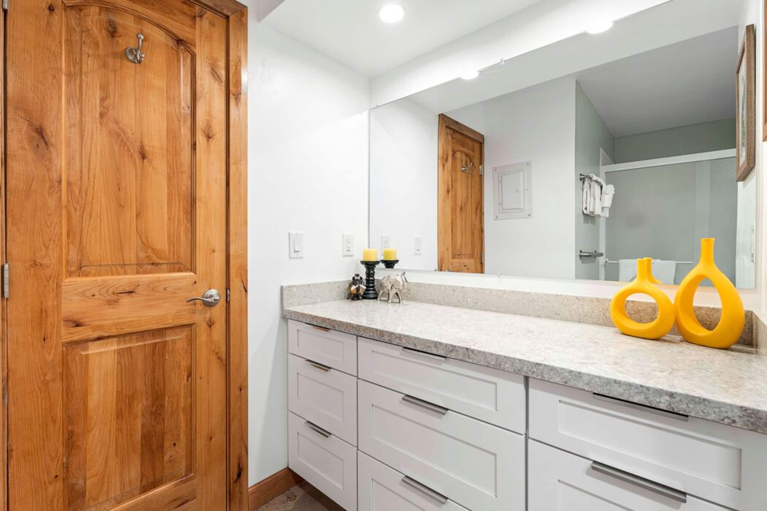 Condo in Kailua-Kona · ★5.0 · 2 bedrooms · 2 beds · 2 baths - Image 23