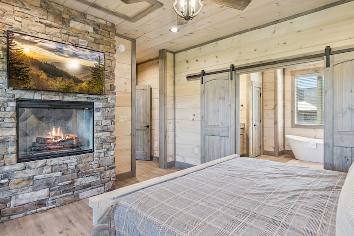 Спалня с двойно легло