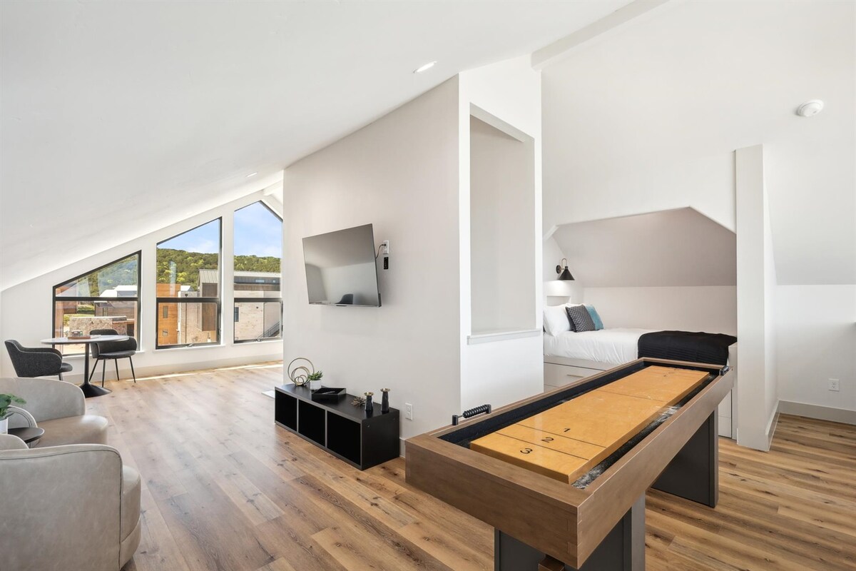 მე-3 სართულის სათამაშო ოთახი / ორსართულიანი ოთახი