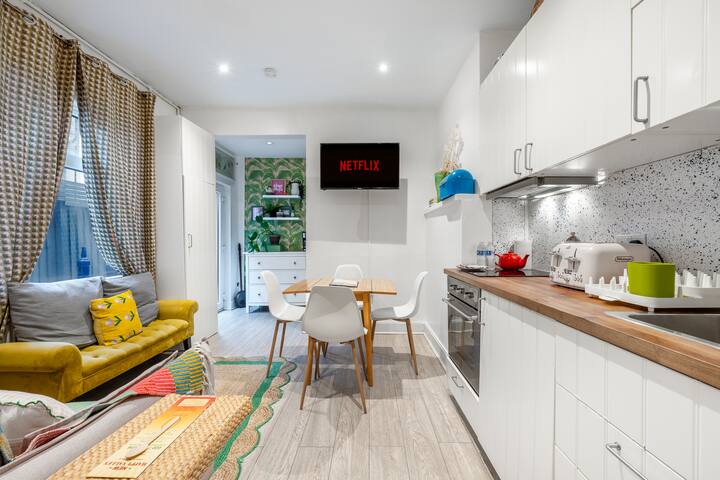 Ideal for Contractor & Relocators | Central London gallery image 3