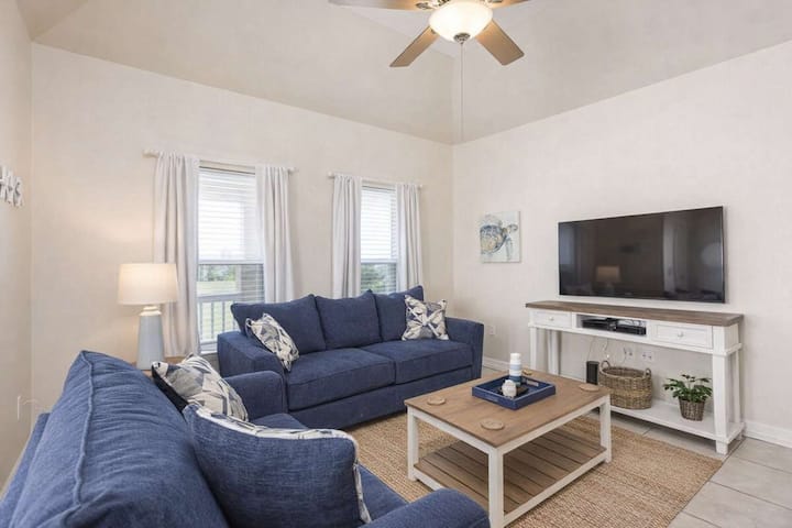 * Ez To Beach Sleeps Many * Very Clean * Pool - South Padre Island