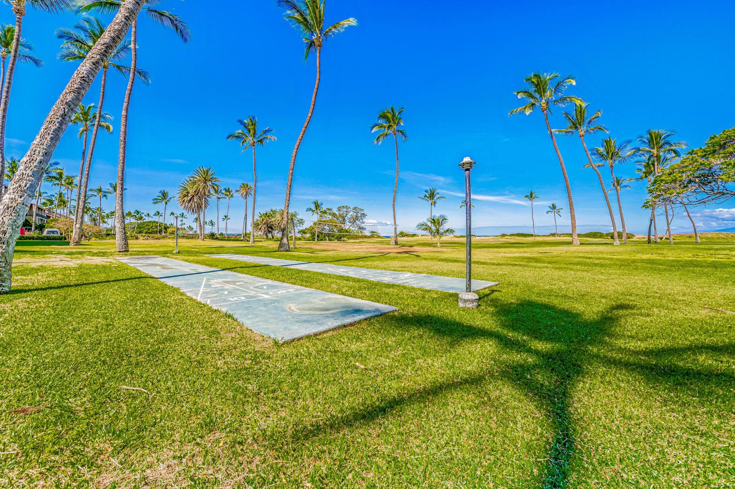 Condo in Kihei · ★4.75 · 1 bedroom · 2 beds · 1 shared bath - Image 37