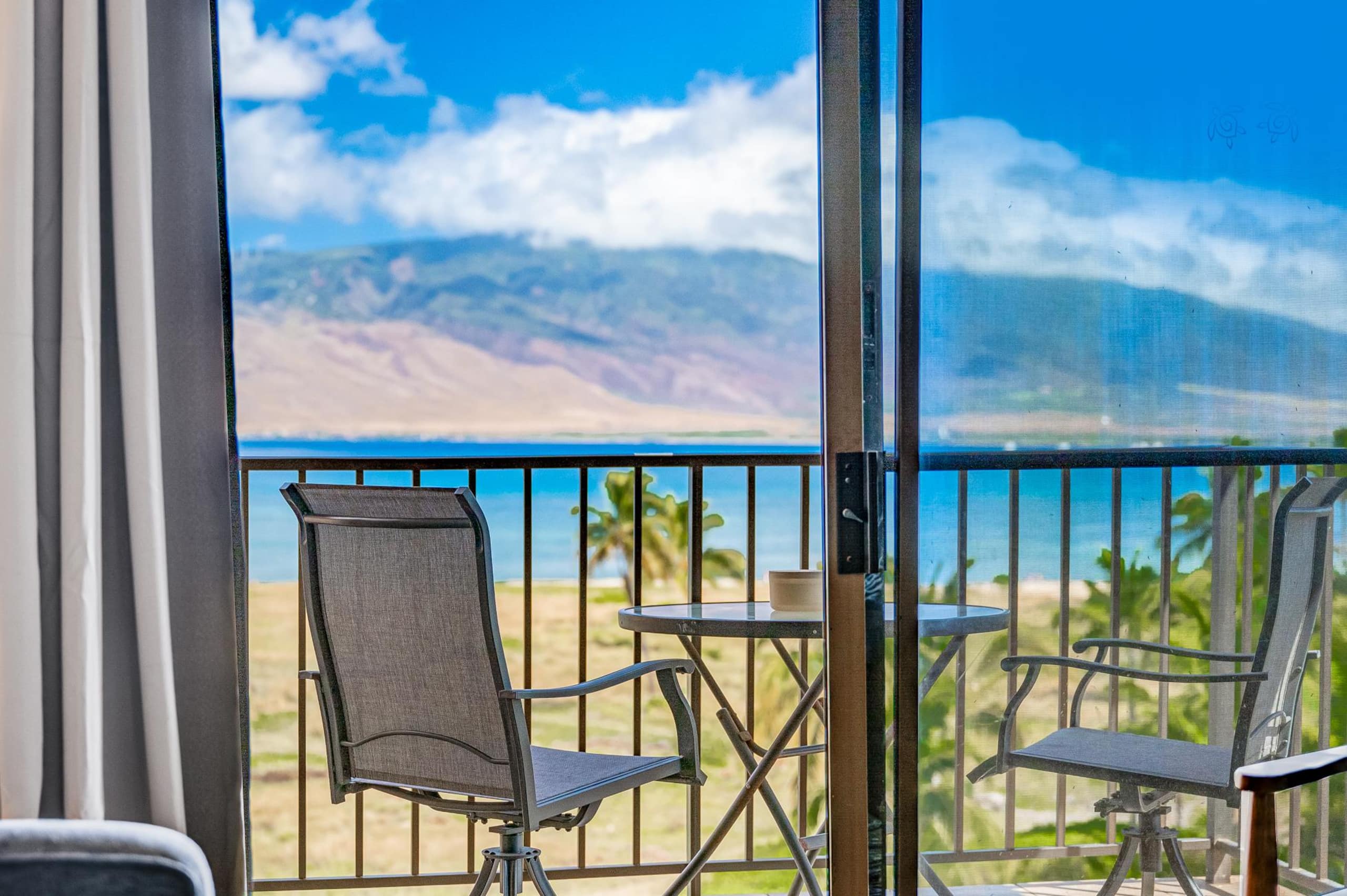 Condo in Kihei · ★4.58 · 1 bedroom · 2 beds · 1 shared bath - Image 11