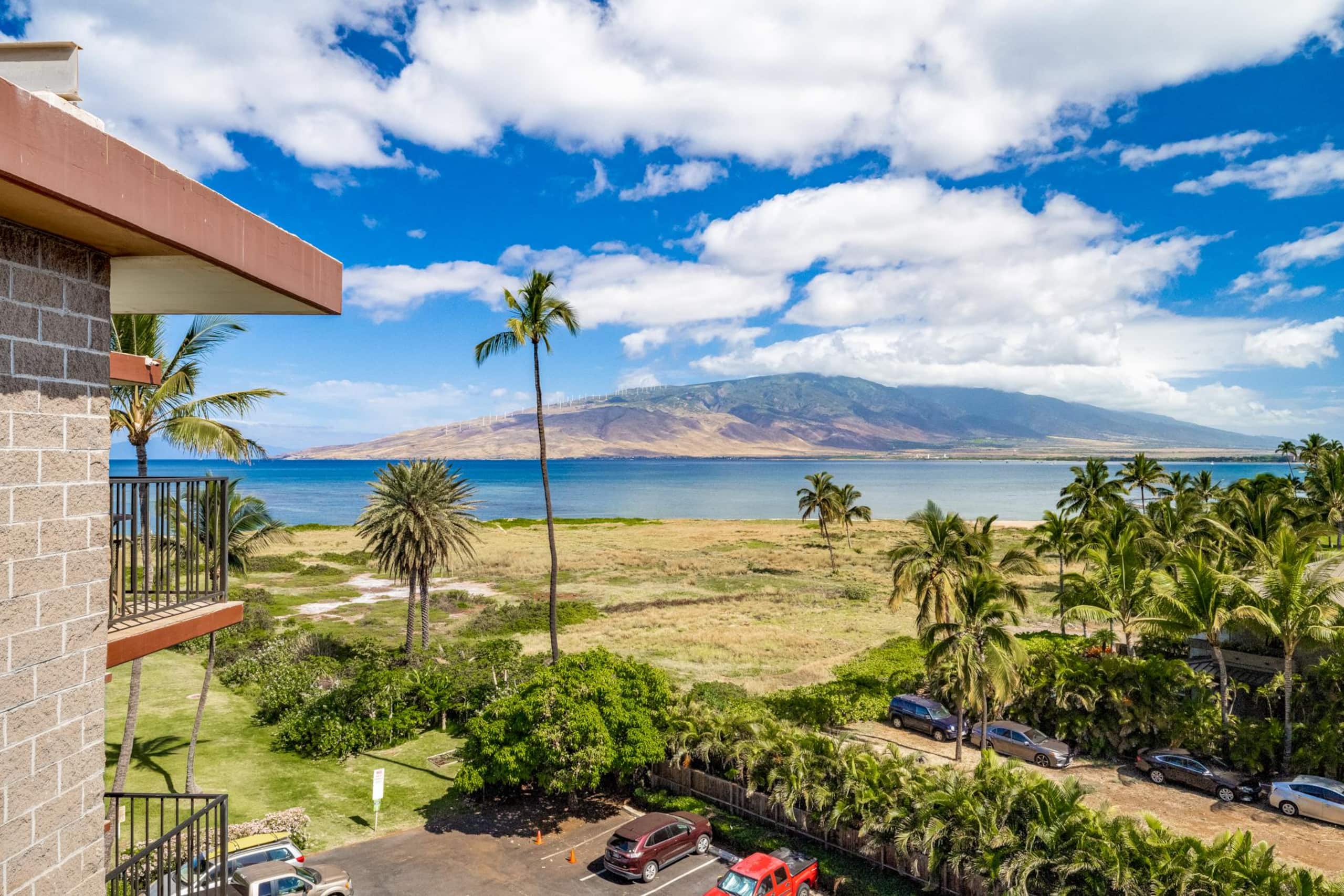 Condo in Kihei · ★4.58 · 1 bedroom · 2 beds · 1 shared bath - Image 35