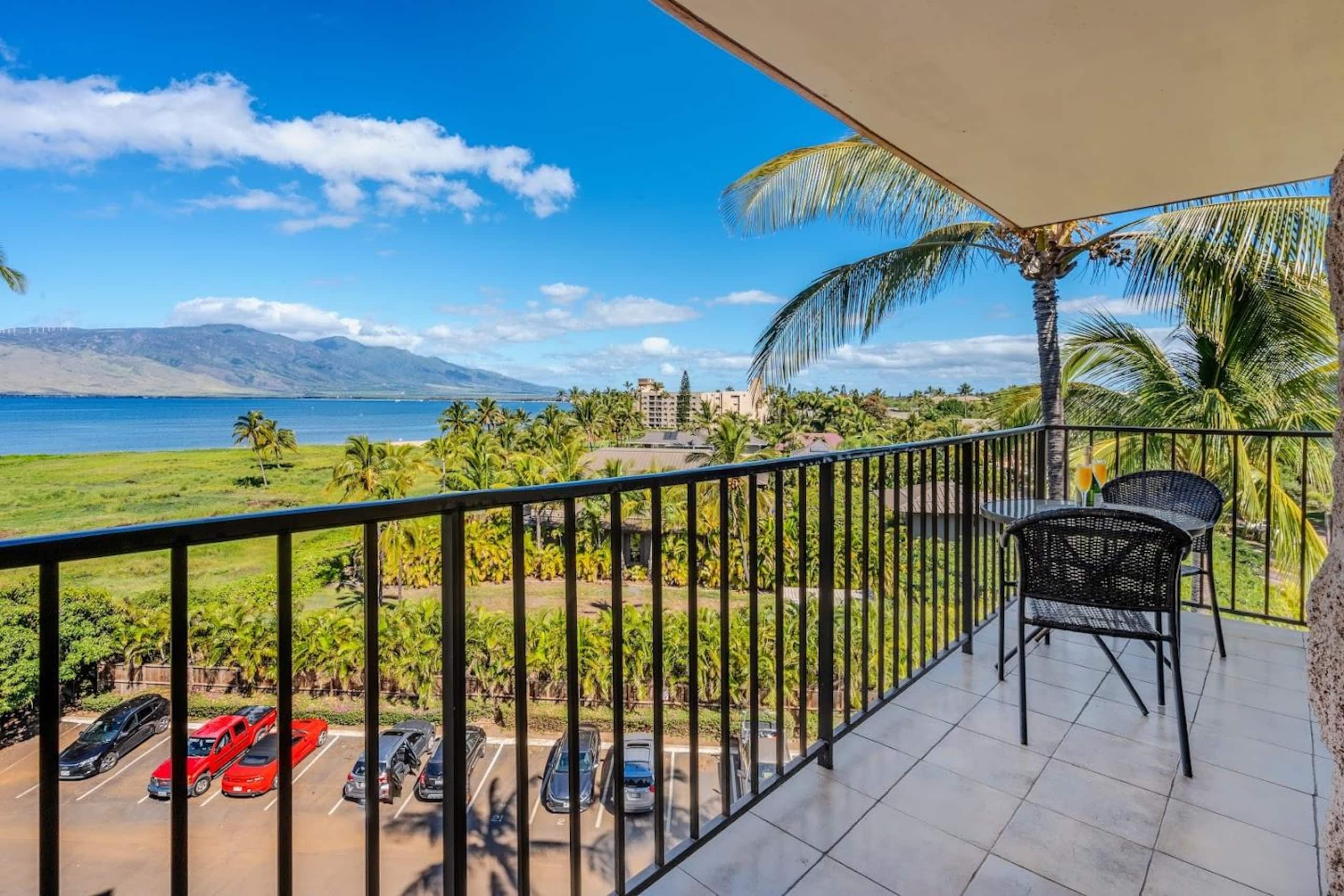 Condo in Kihei · ★4.58 · 1 bedroom · 2 beds · 1 shared bath - Image 15