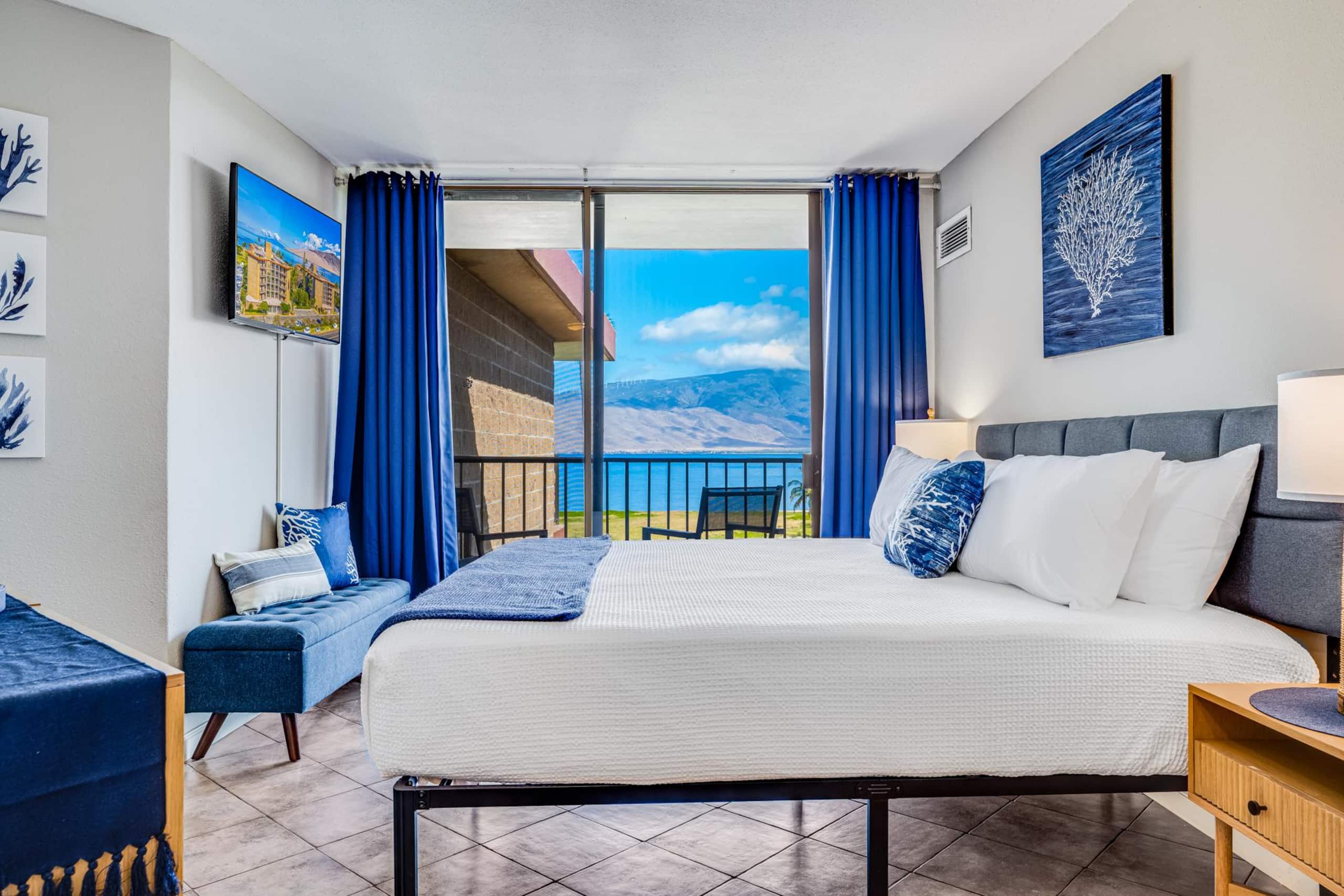 Condo in Kihei · ★4.58 · 1 bedroom · 2 beds · 1 shared bath - Image 4