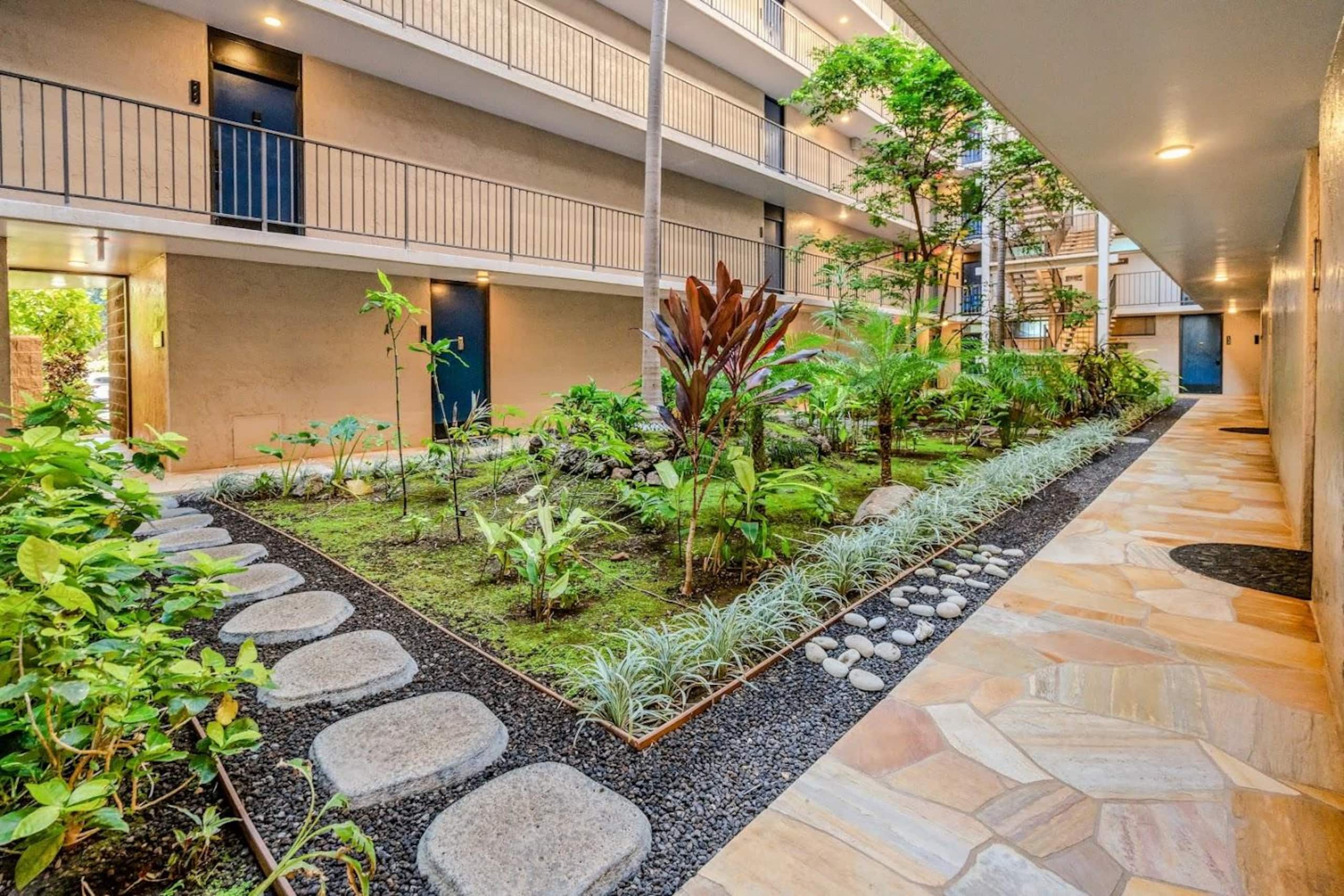 Condo in Kihei · ★4.58 · 1 bedroom · 2 beds · 1 shared bath - Image 55