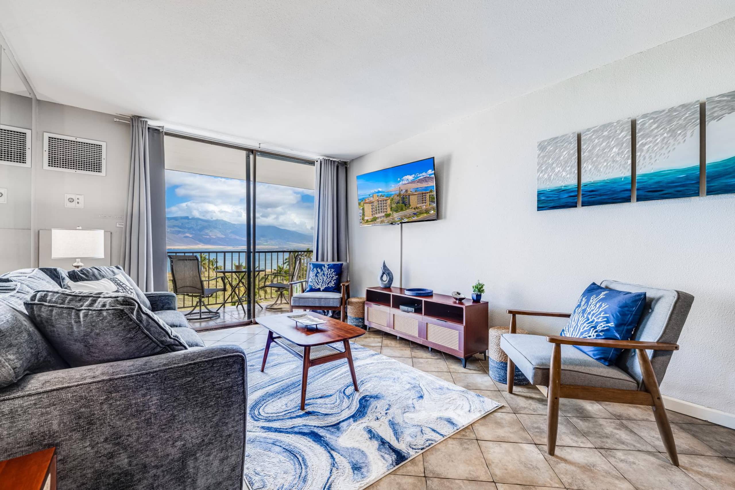 Condo in Kihei · ★4.58 · 1 bedroom · 2 beds · 1 shared bath - Image 6