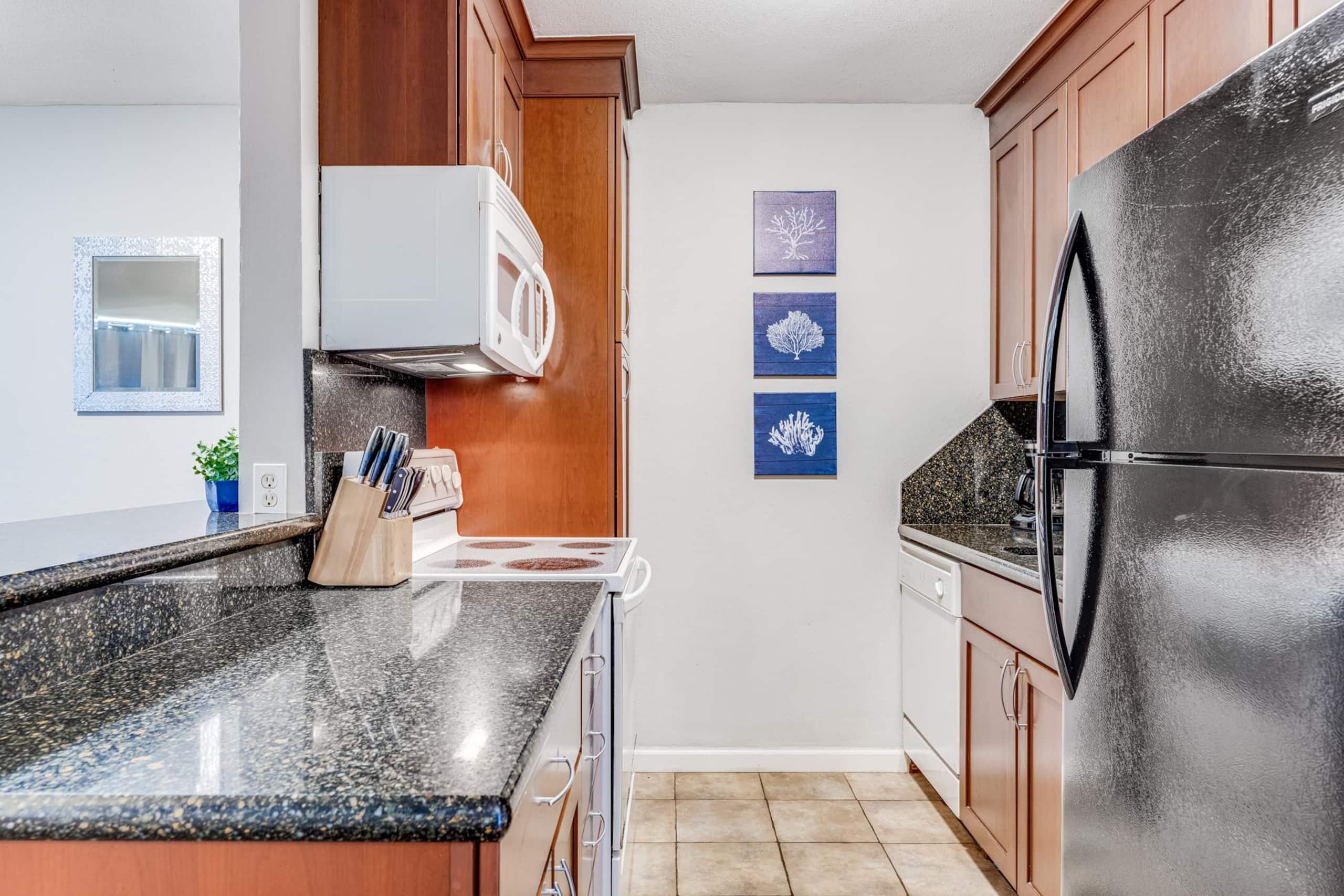 Condo in Kihei · ★4.58 · 1 bedroom · 2 beds · 1 shared bath - Image 3