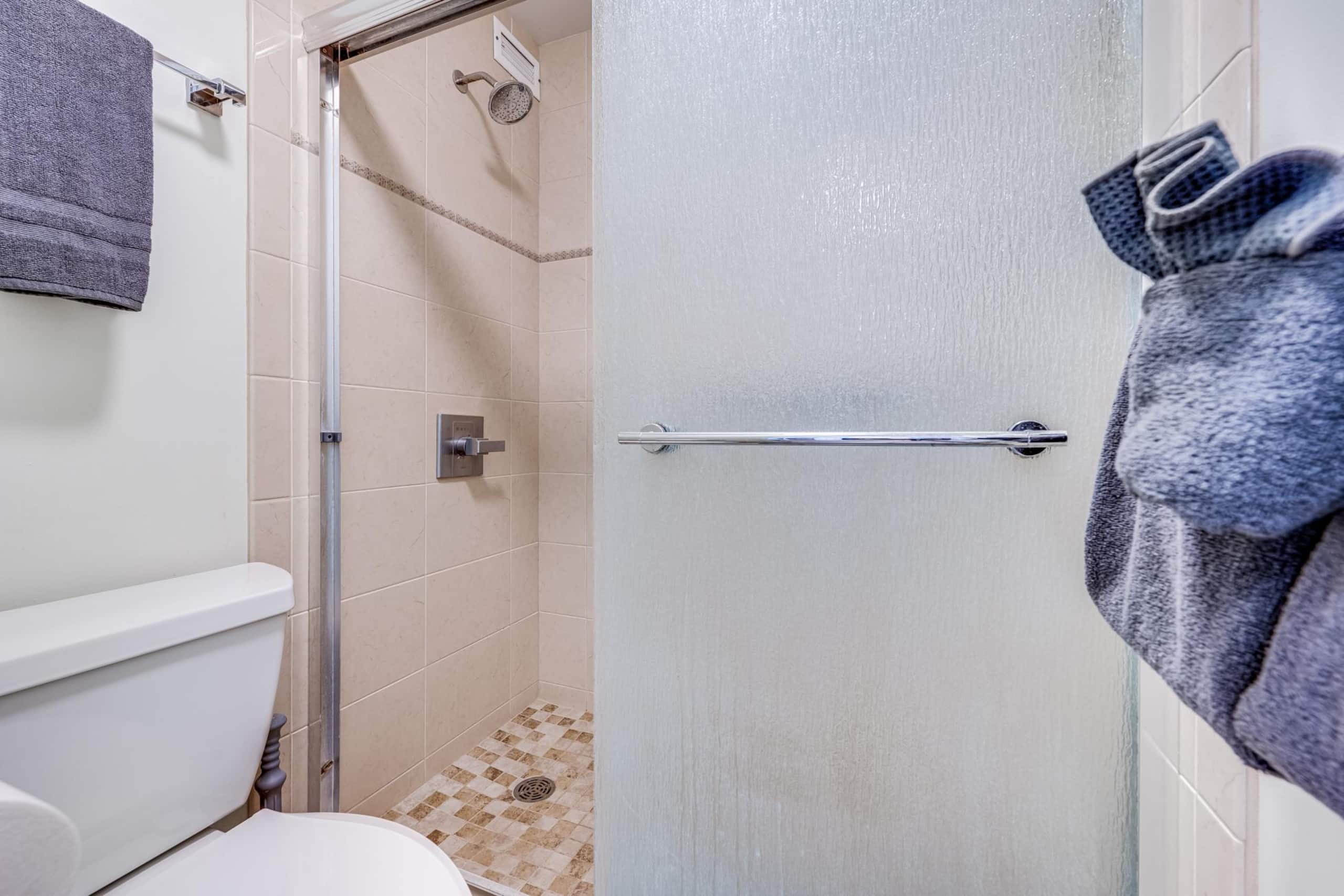Condo in Kihei · ★4.58 · 1 bedroom · 2 beds · 1 shared bath - Image 31