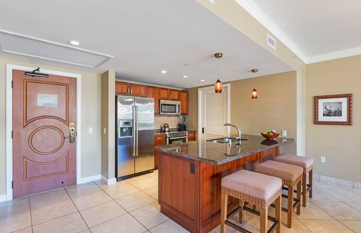 Maui Resort Rentals: Honua Kai Hokulani 511/12/13 gallery image 5