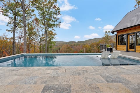 Fall Views & Heated Pool, Cozy Fireside Nights
