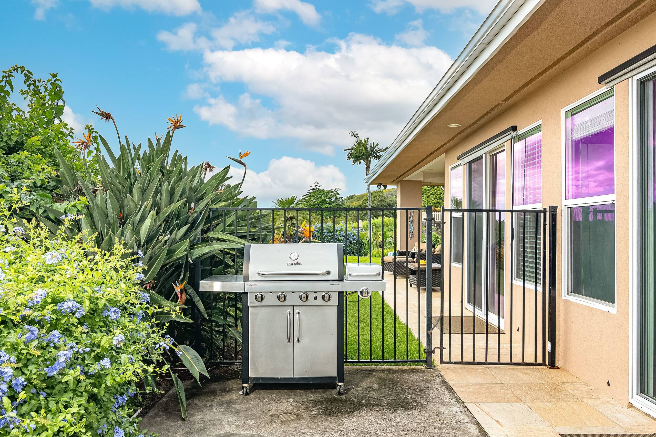 Home in Kailua-Kona · ★4.97 · 3 bedrooms · 6 beds · 2 baths - Image 74